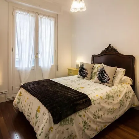 Appartement Gargantua Centro , Junto Al Guggenhein-ebi-363 Bilbao