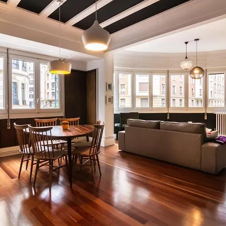 Gargantua Centro , Junto Al Guggenhein-ebi-363 Appartement